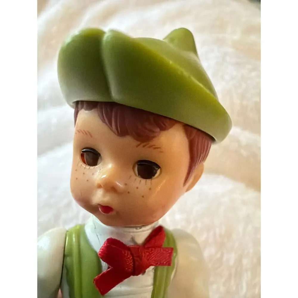 2010 Madame Alexander Hansel Doll McDonald's Happy Meal Hansel & Gretel Toy